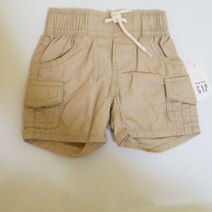 Baby Gap Boy's Shorts Khaki Color 0-3 months NWT